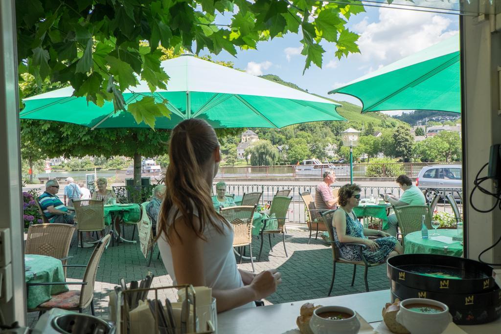 Panorama-Cafe Moselgarten Alf Exterior photo